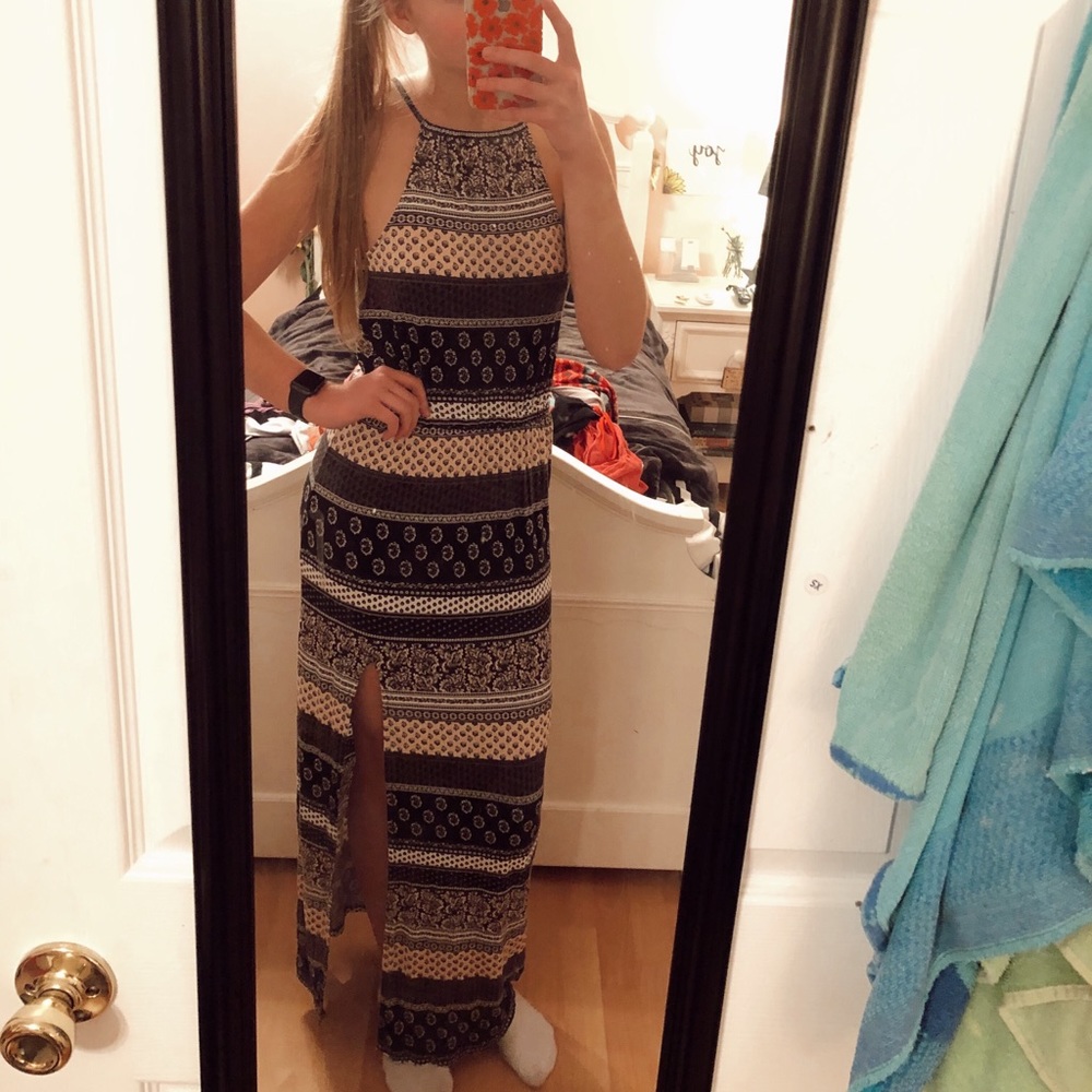 AMERICAN EAGLE PRINTED MAXI DRESS